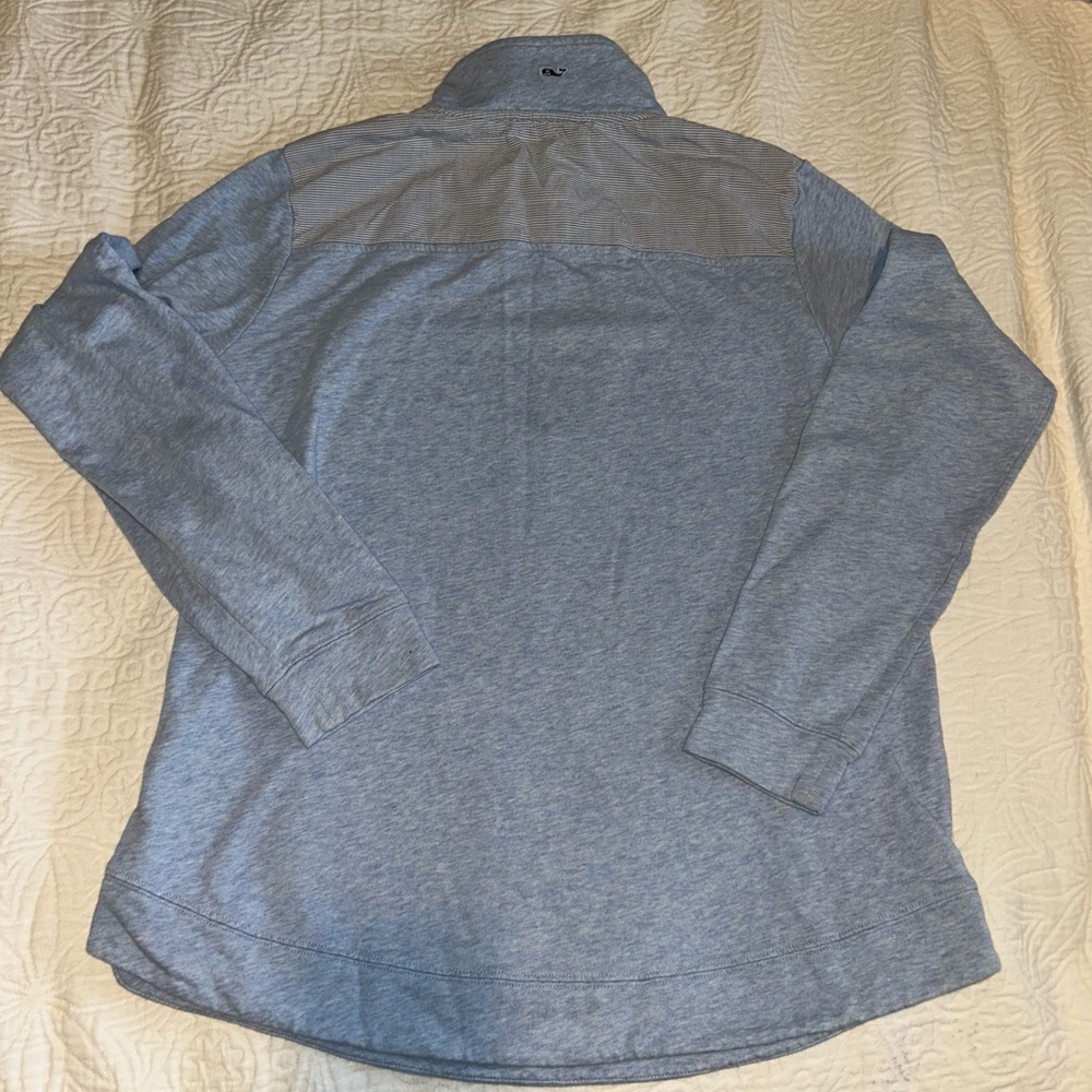 Woman’s blue vineyard vines quarter zip - Picture 4 of 5